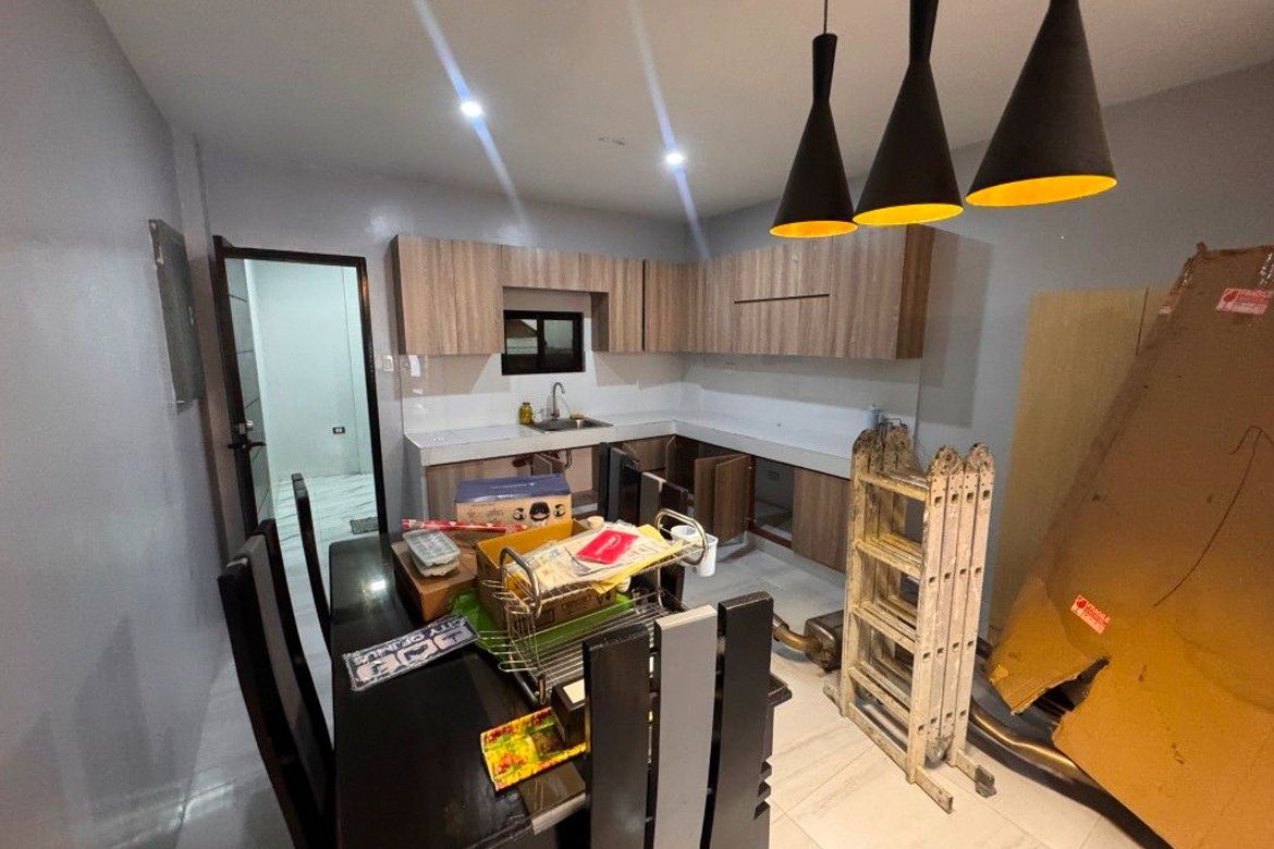 5 Bedroom House for Sale in Molino II, Bacoor, Cavite – photo 6