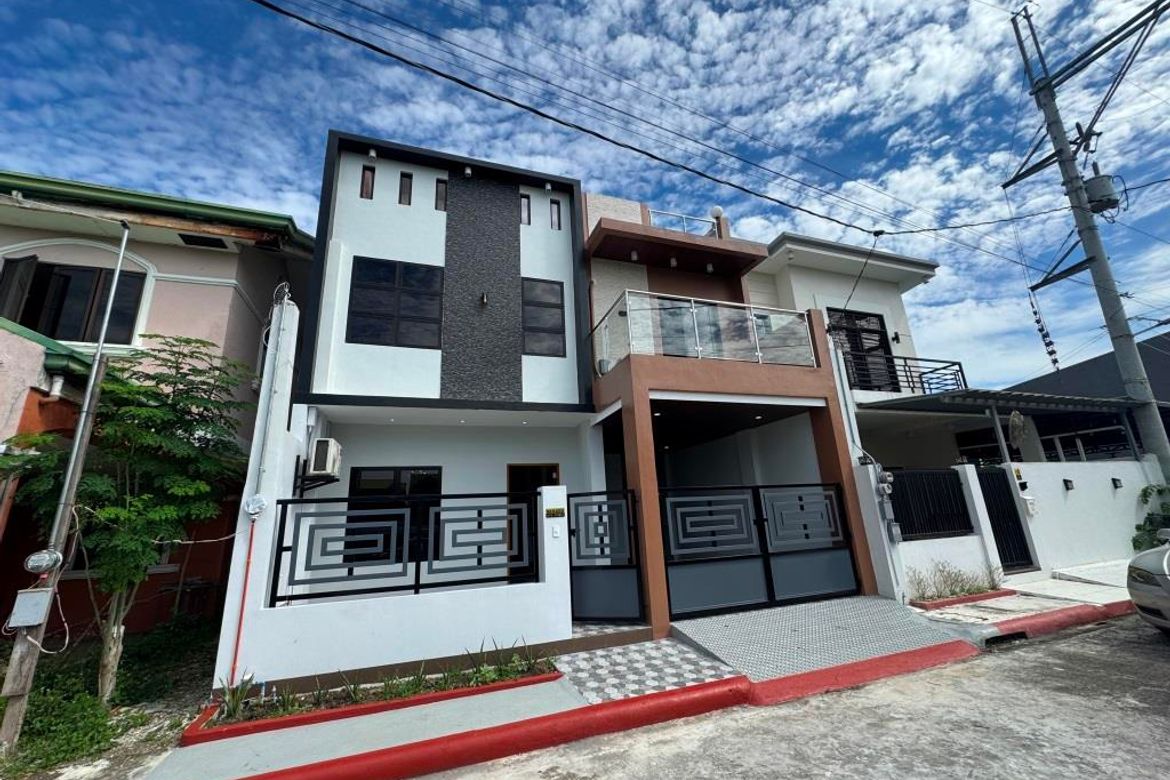 5 Bedroom House for Sale in Molino IV, Bacoor, Cavite – photo 2