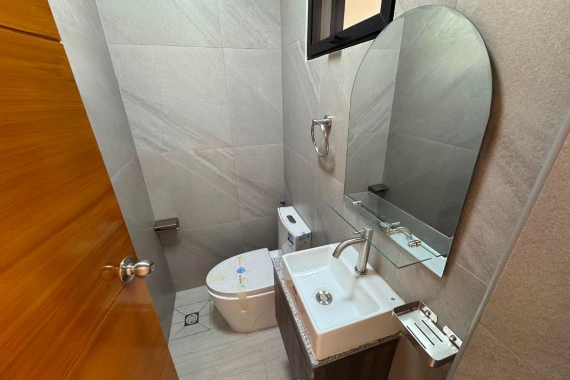 5 Bedroom House for Sale in Molino IV, Bacoor, Cavite – photo 7