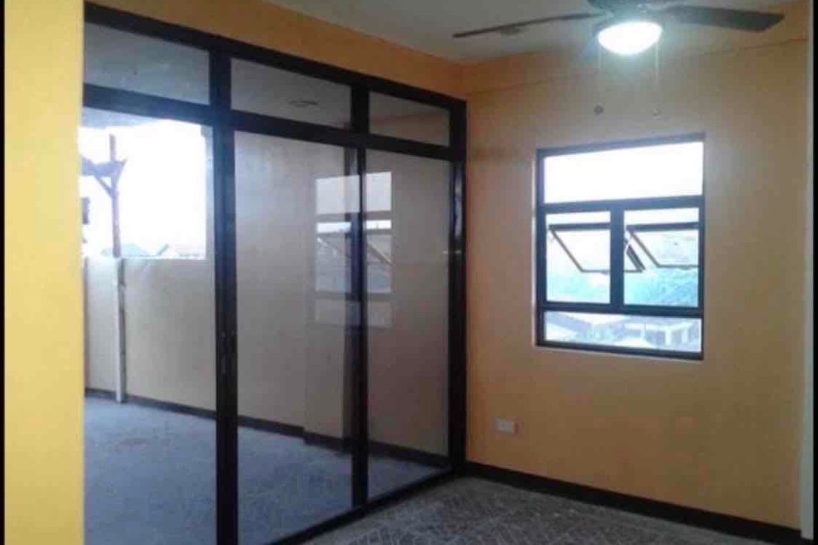 5 Bedroom House for Sale in Molino IV, Bacoor, Cavite – photo 4