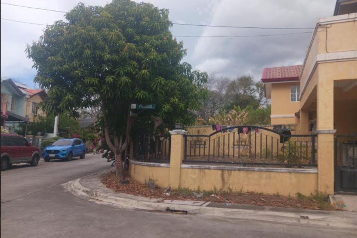5 Bedroom House for Sale in Molino IV, Bacoor, Cavite – photo 4