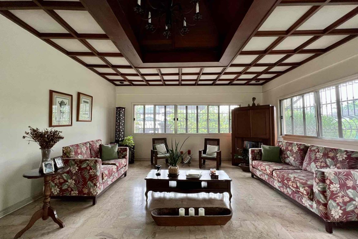 5 Bedroom House for Sale in New Alabang Village, Muntinlupa, Metro Manila