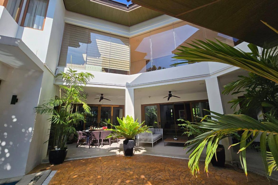 5 Bedroom House for Sale in New Alabang Village, Muntinlupa, Metro Manila – photo 8