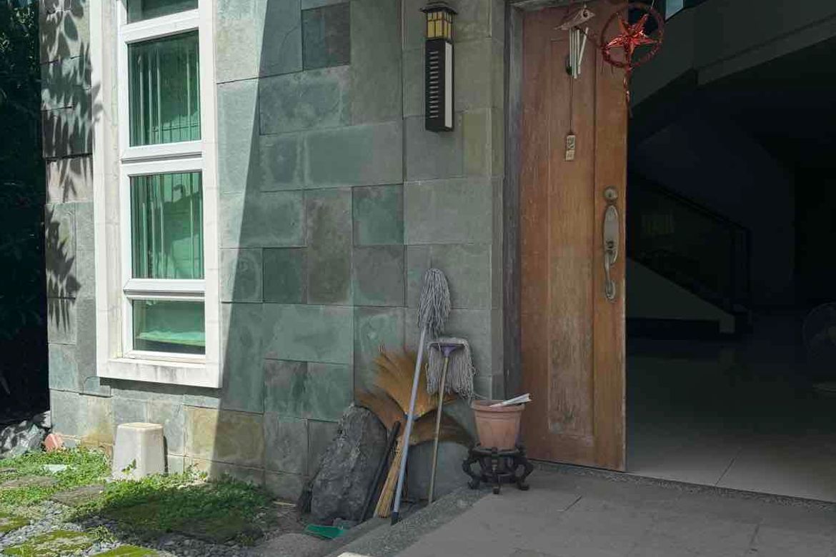 5 Bedroom House for Sale in New Alabang Village, Muntinlupa, Metro Manila – photo 2
