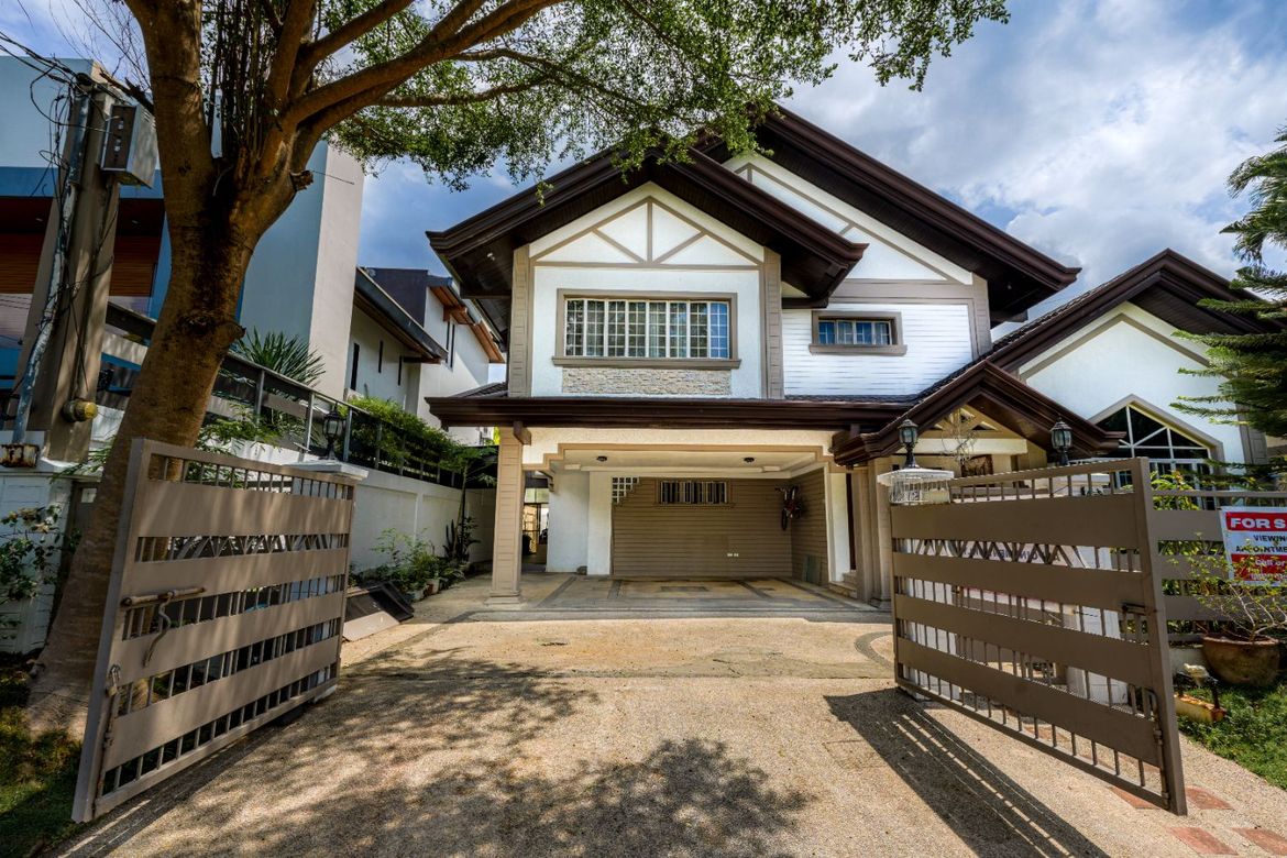 5 Bedroom House for Sale in New Alabang Village, Muntinlupa, Metro Manila – photo 2