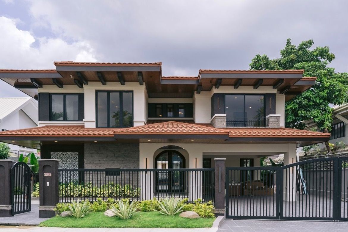5 Bedroom House for Sale in New Alabang Village, Muntinlupa, Metro Manila