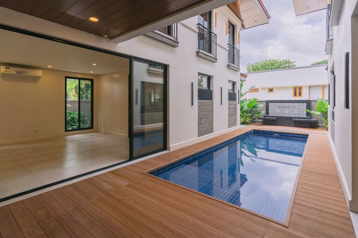 5 Bedroom House for Sale in New Alabang Village, Muntinlupa, Metro Manila – photo 2