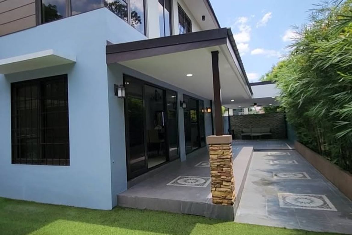 5 Bedroom House for Sale in North Fairview, Quezon City, Metro Manila – photo 2