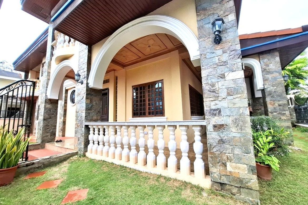 5 Bedroom House for Sale in Pajac, Lapu-Lapu, Cebu