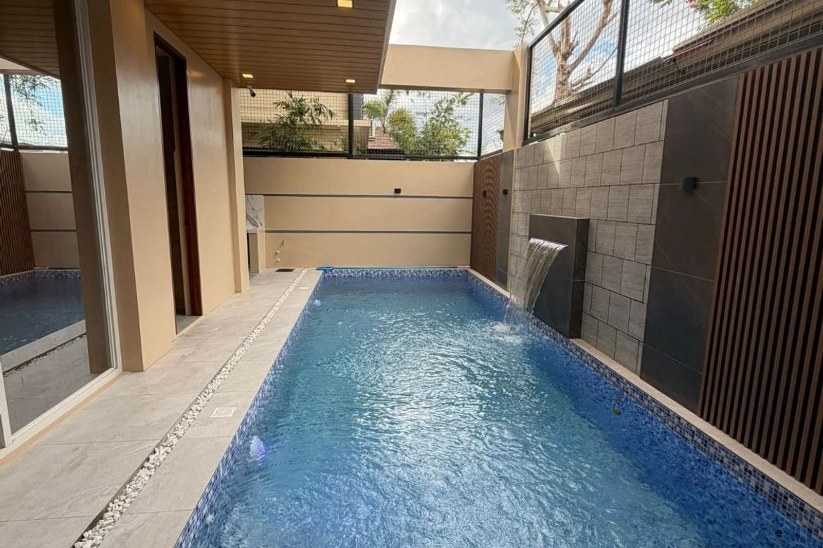 5 Bedroom House for Sale in Pampang, Angeles, Pampanga