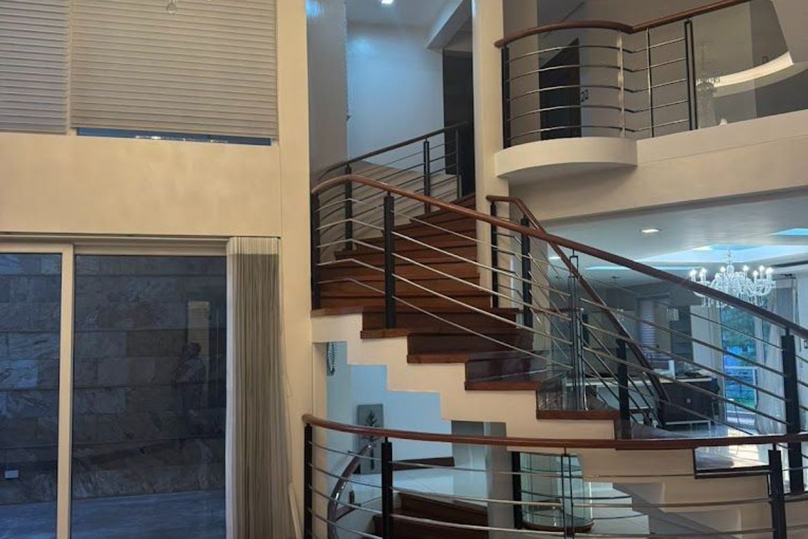 5 Bedroom House for Sale in Pansol, Quezon City, Metro Manila – photo 3