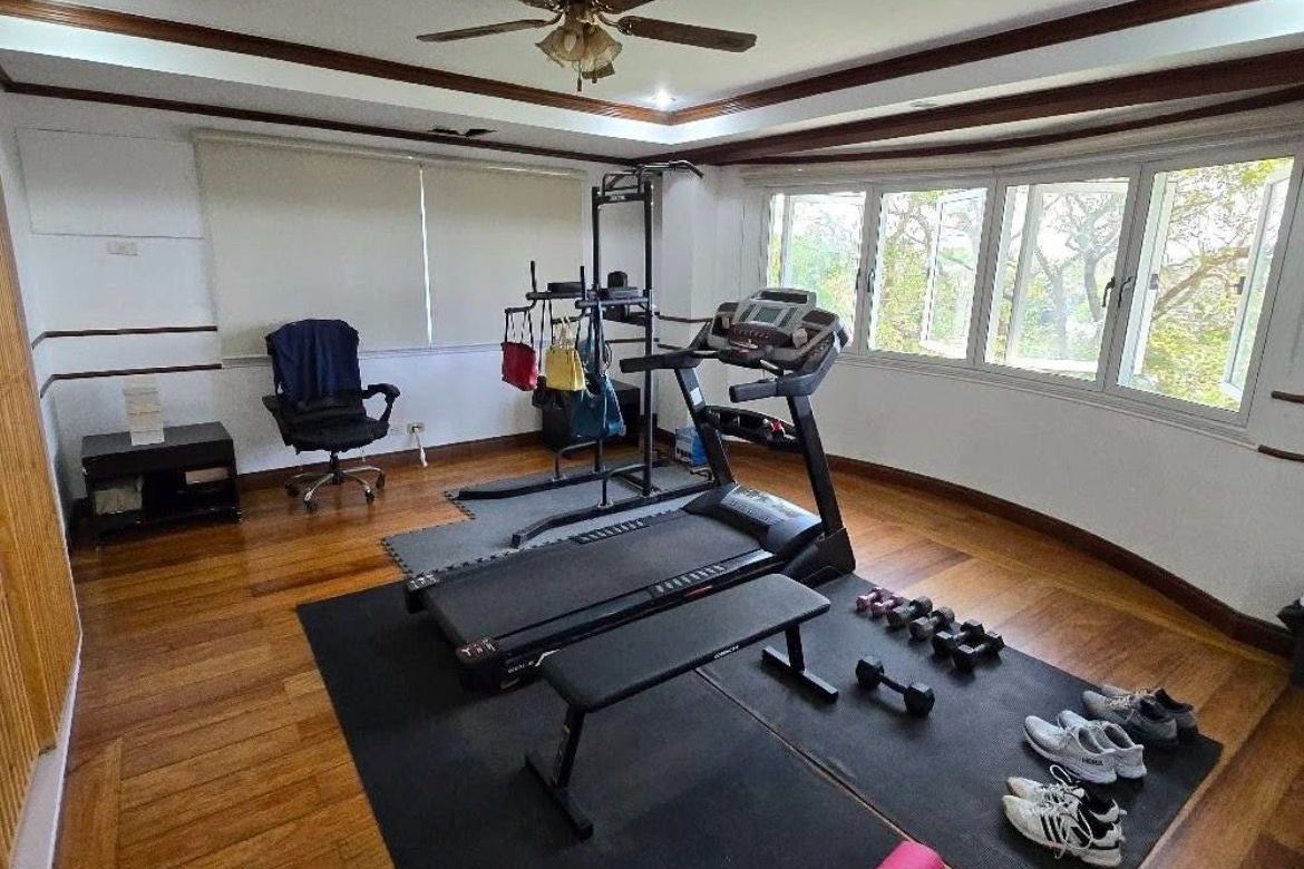 5 Bedroom House for Sale in Pansol, Quezon City, Metro Manila – photo 4