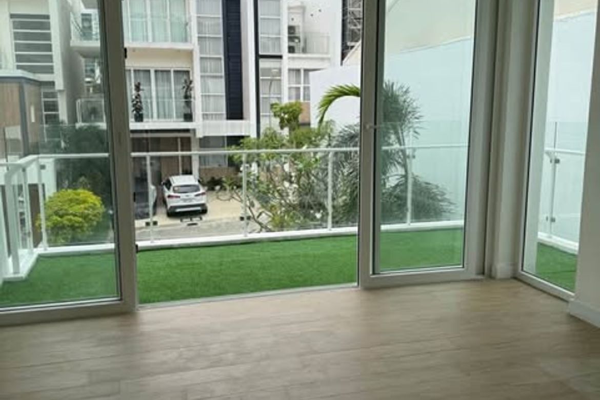 5 Bedroom House for Sale in Pansol, Quezon City, Metro Manila – photo 7