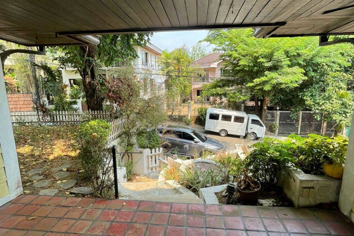 5 Bedroom House for Sale in Pansol, Quezon City, Metro Manila – photo 8