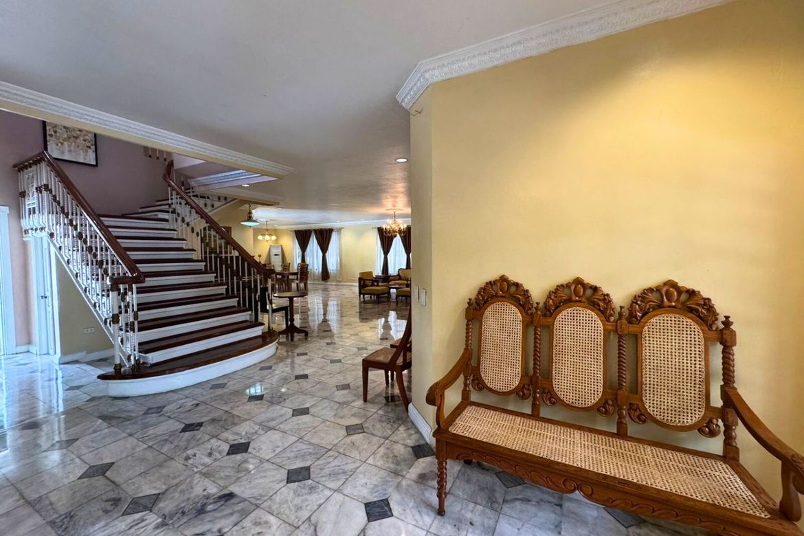 5 Bedroom House for Sale in Pansol, Quezon City, Metro Manila – photo 6
