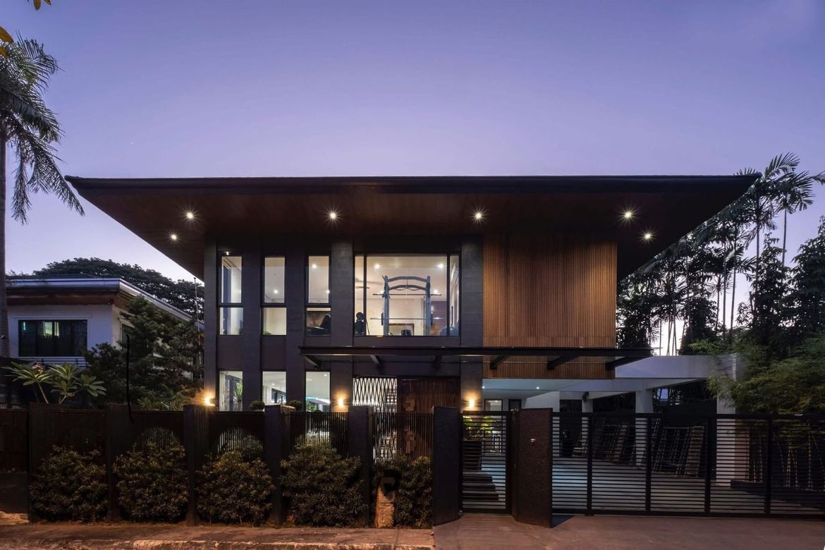 5 Bedroom House for Sale in Pansol, Quezon City, Metro Manila