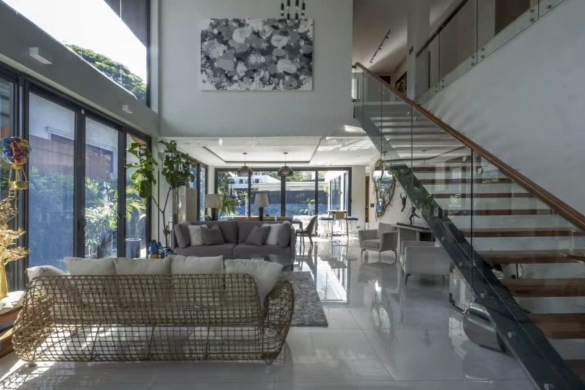 5 Bedroom House for Sale in Pansol, Quezon City, Metro Manila – photo 4