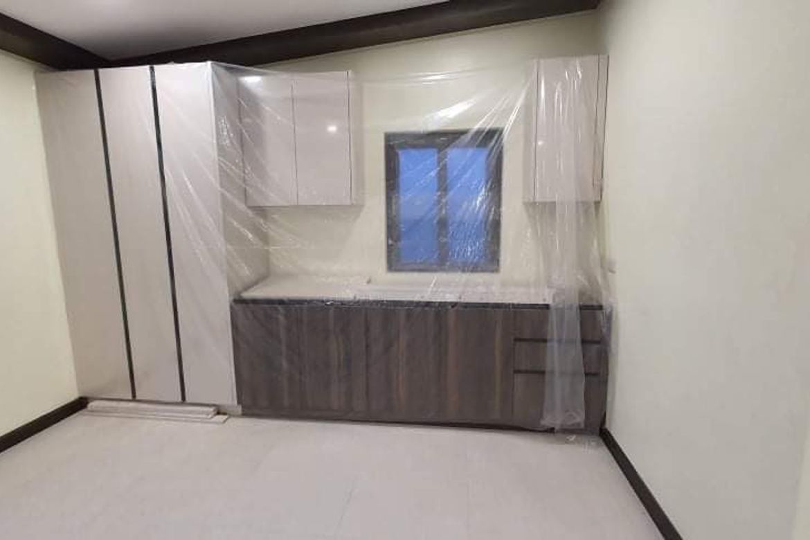 5 Bedroom House for Sale in Pansol, Quezon City, Metro Manila – photo 8