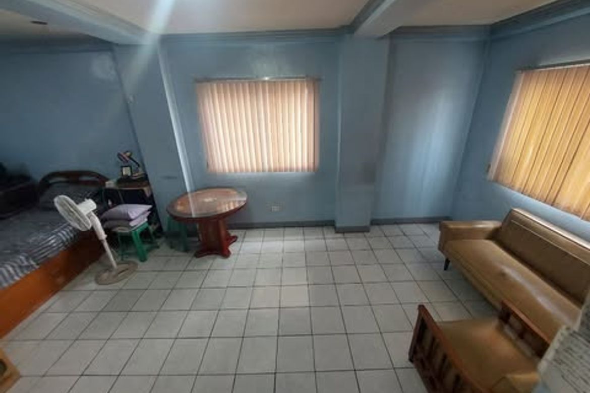 5 Bedroom House for Sale in Pedro Cruz, San Juan, Metro Manila near LRT-2 J. Ruiz – photo 3