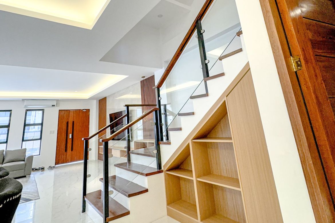 5 Bedroom House for Sale in Pilar, Las Piñas, Metro Manila – photo 7