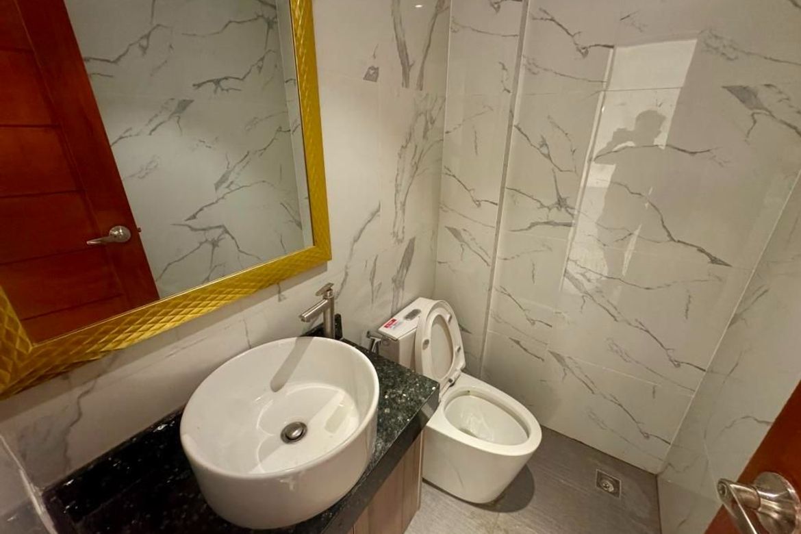 5 Bedroom House for Sale in Pilar, Las Piñas, Metro Manila – photo 8