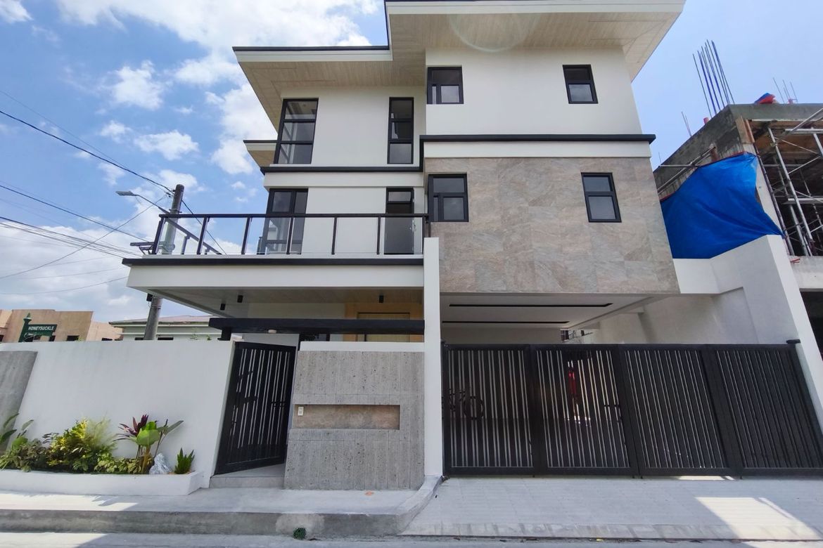 5 Bedroom House for Sale in Pinagbuhatan, Pasig, Metro Manila