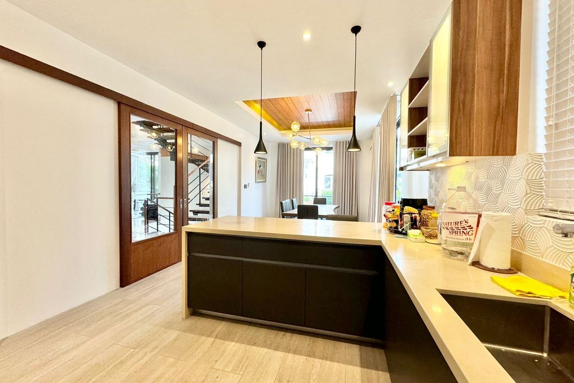 5 Bedroom House for Sale in Pinagsama, Taguig, Metro Manila – photo 4