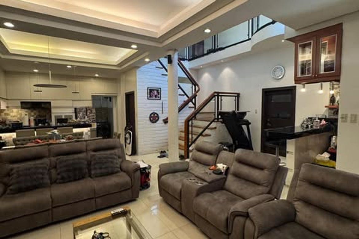5 Bedroom House for Sale in Plainview, Mandaluyong, Metro Manila near MRT-3 Boni – photo 3