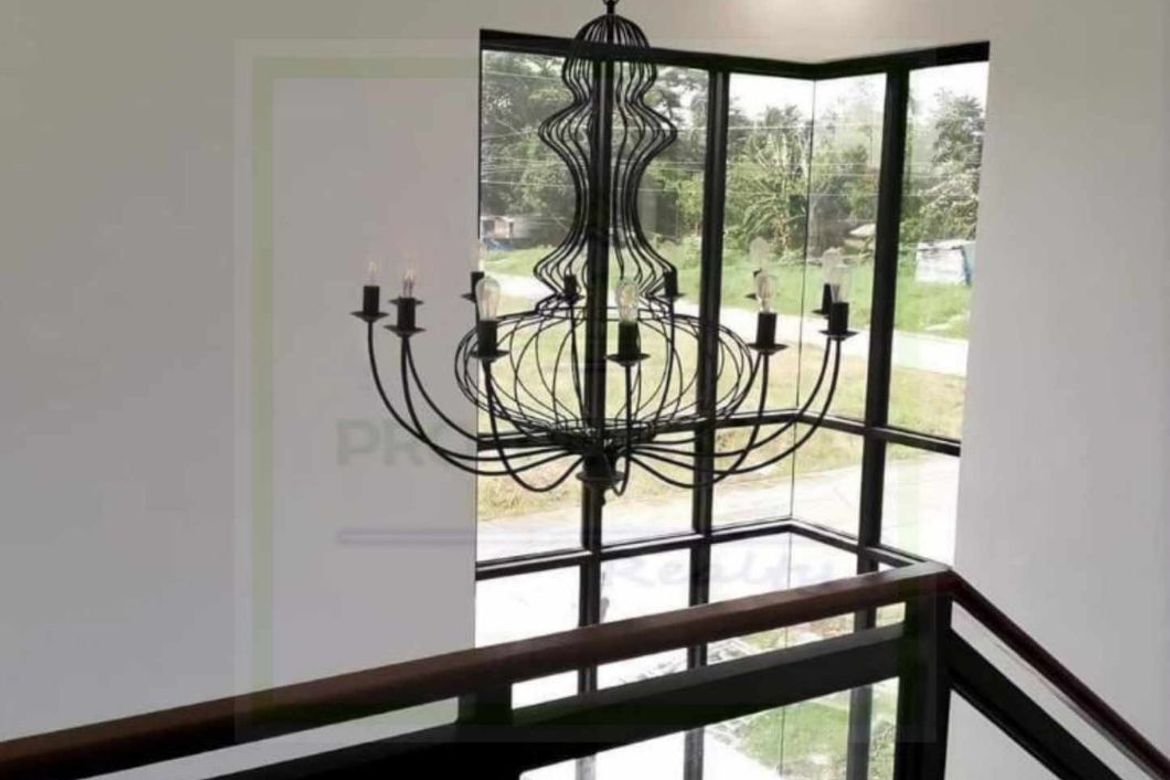 5 Bedroom House for Sale in Poblacion Barangay 6, Lipa, Batangas