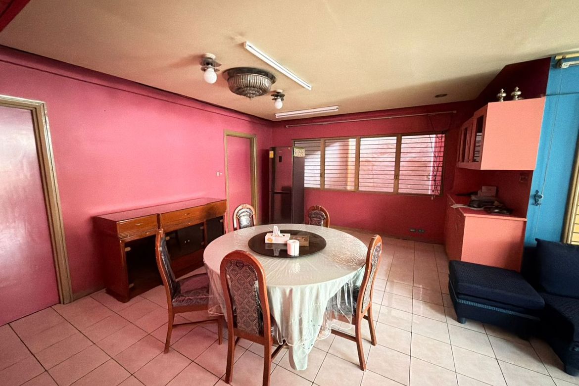 5 Bedroom House for Sale in Poblacion, Makati, Metro Manila – photo 4