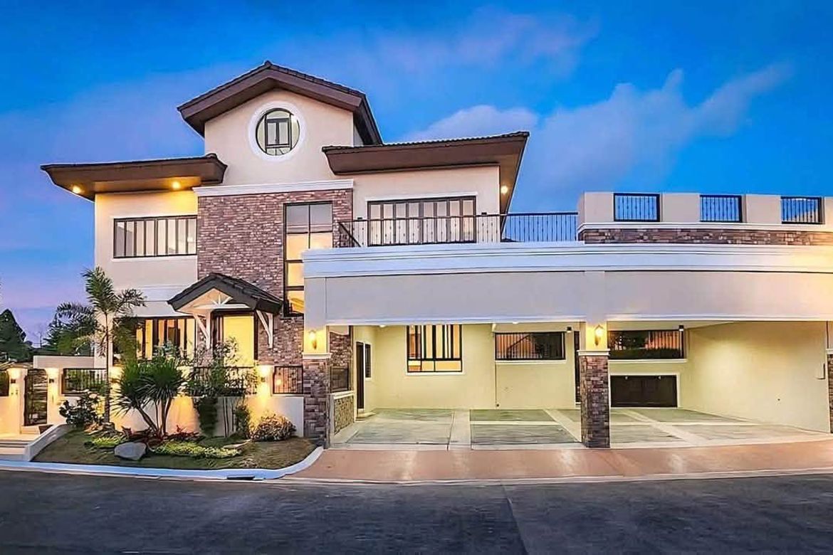 5 Bedroom House for Sale in Poblacion, Muntinlupa, Metro Manila