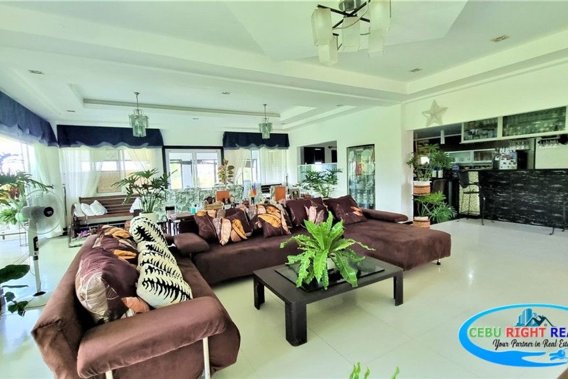 5 Bedroom House for Sale in Poblacion Occidental, Consolacion, Cebu – photo 4