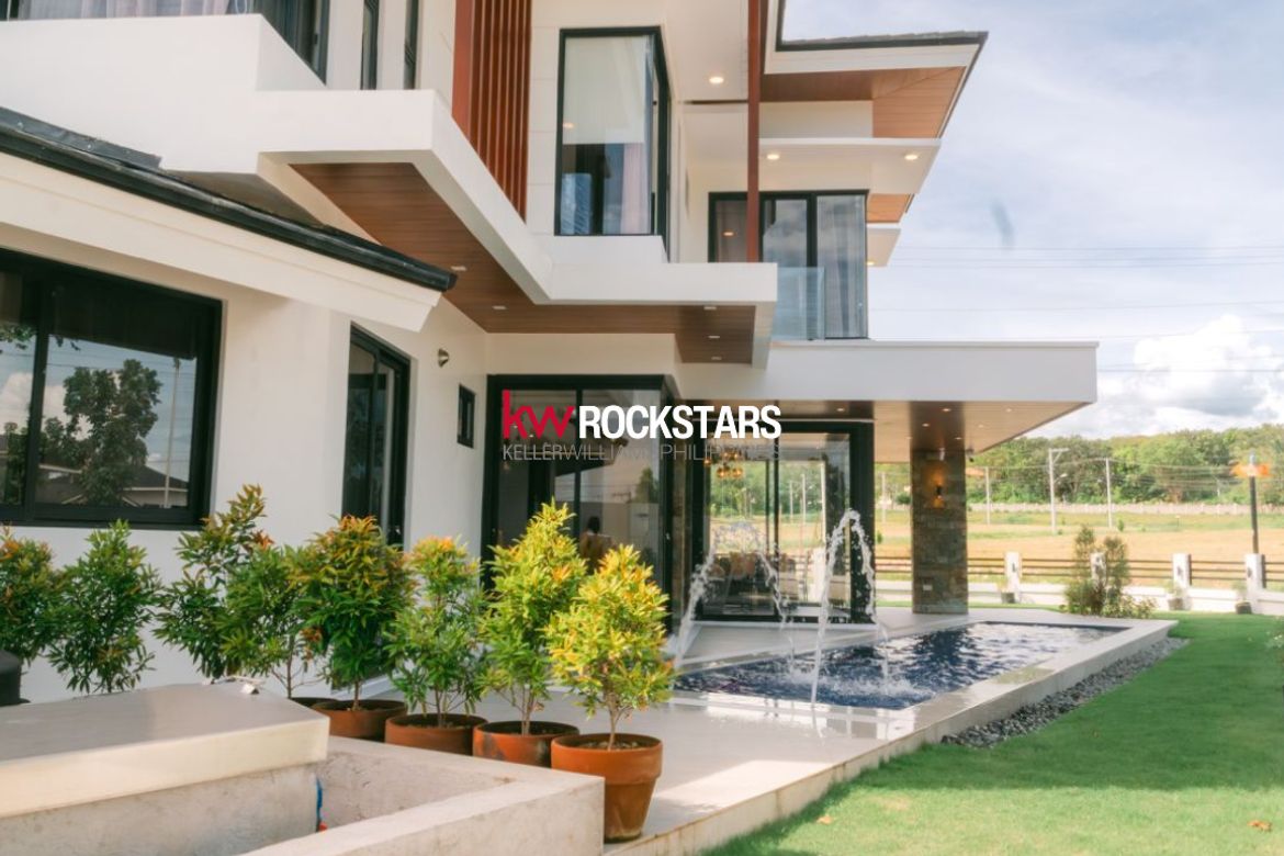 5 Bedroom House for Sale in Poblacion, San Juan, Batangas – photo 3