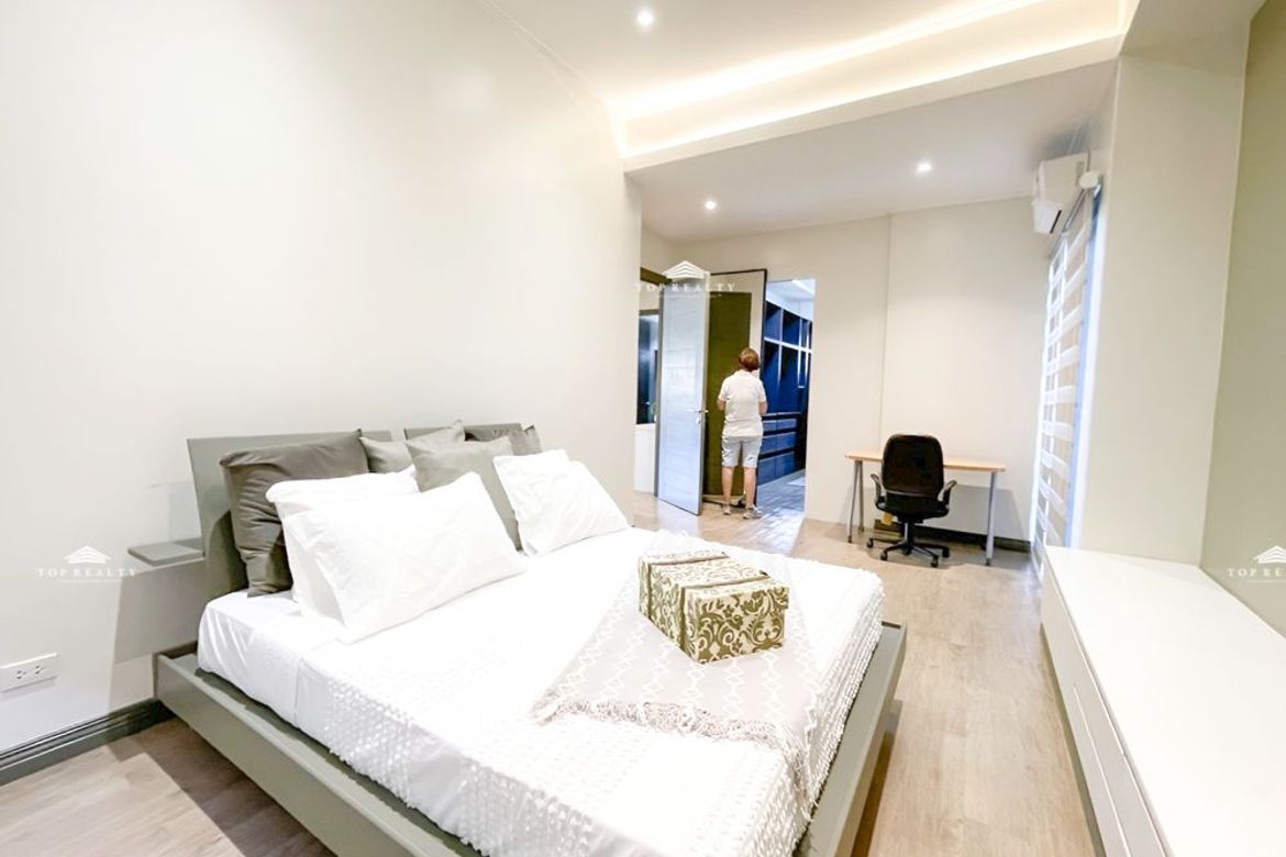5 Bedroom House for Sale in Portofino Heights, Almanza Dos, Las Piñas, Metro Manila – photo 7