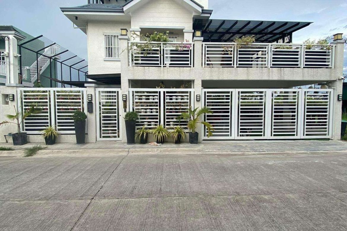 5 Bedroom House for Sale in Princeton Heights, Bayanan, Bacoor, Cavite