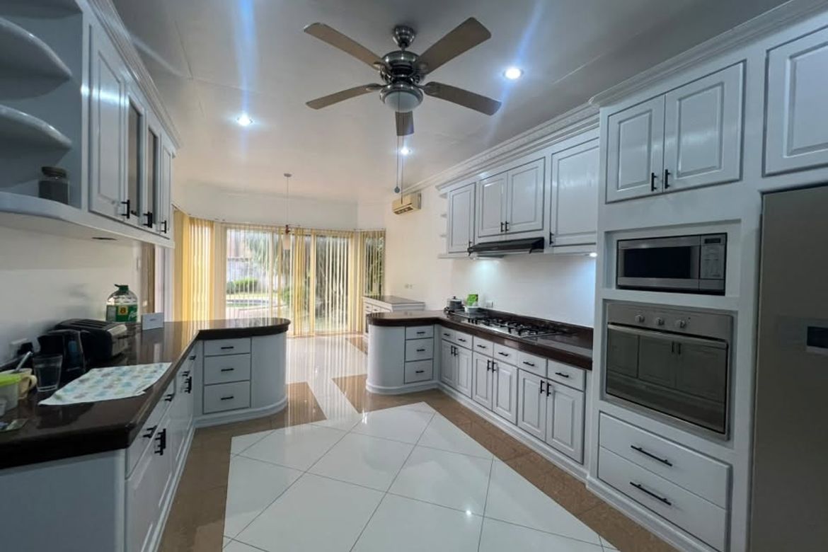 5 Bedroom House for Sale in Pulung Maragul, Angeles, Pampanga – photo 4
