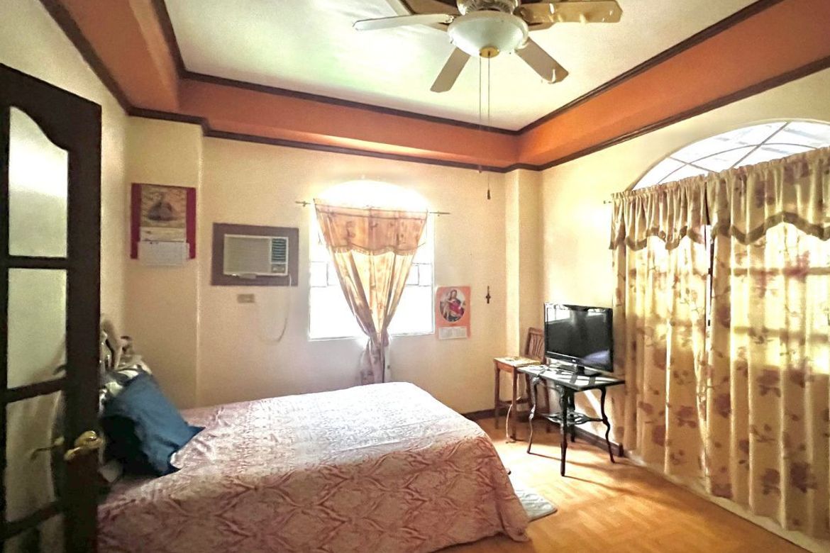 5 Bedroom House for Sale in Pundaquit, San Antonio, Zambales – photo 6
