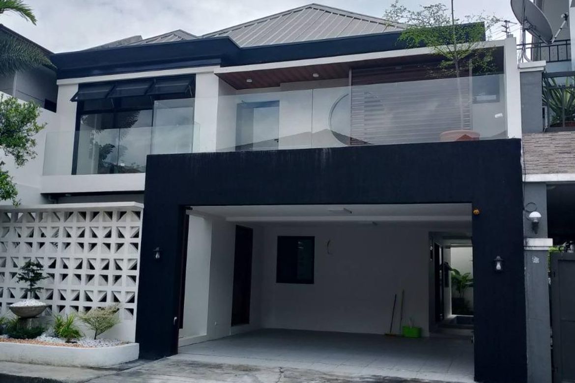 5 Bedroom House for Sale in Quiapo, Manila, Metro Manila near LRT-1 Carriedo