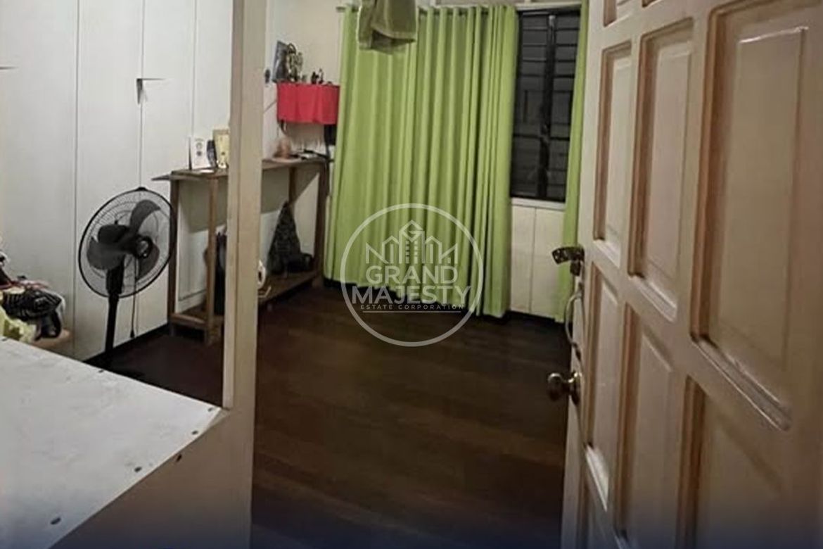 5 Bedroom House for Sale in Quirino 2-A, Quezon City, Metro Manila near LRT-2 Anonas – photo 8