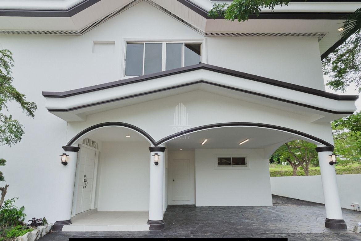 5 Bedroom House for Sale in Rosario, San Pedro, Laguna