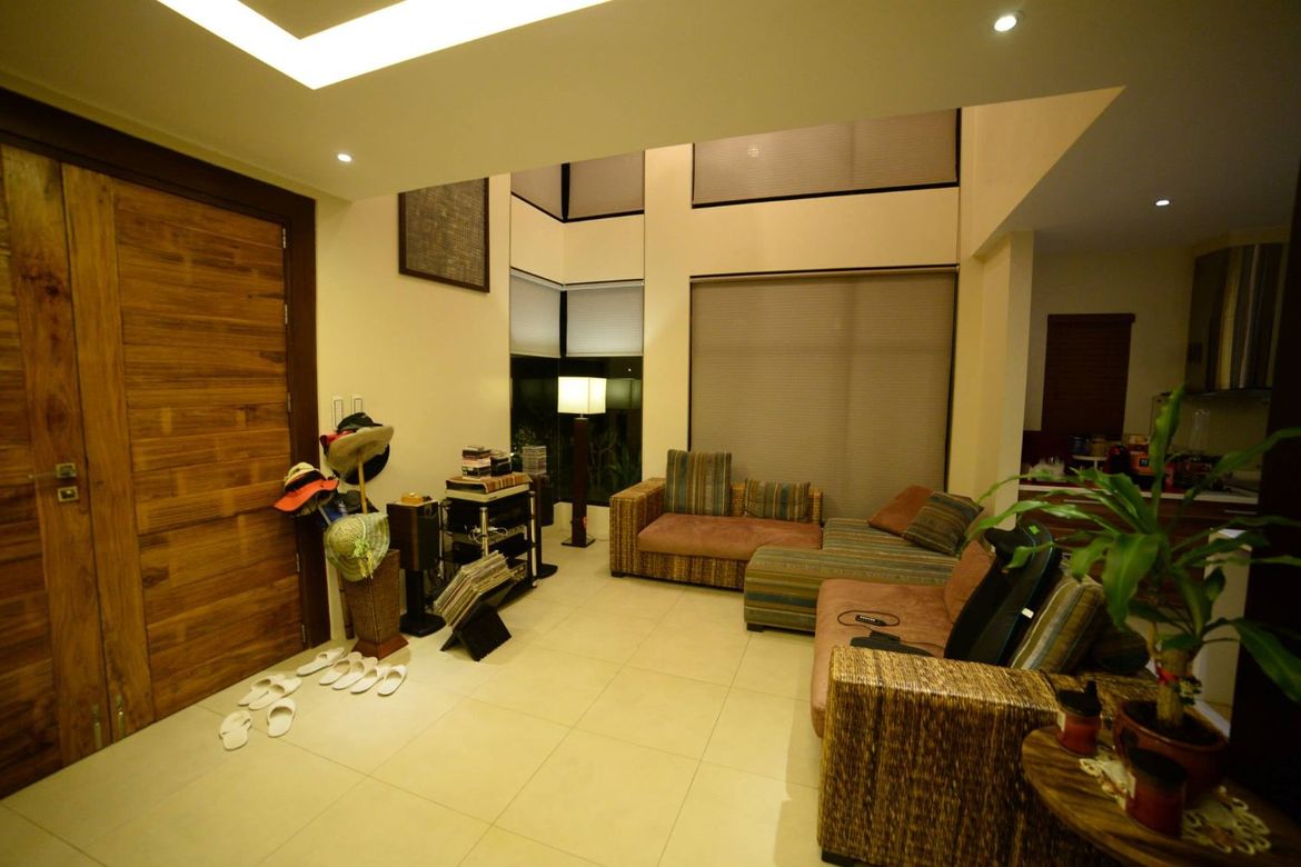 5 Bedroom House for Sale in Sabang, Morong, Bataan