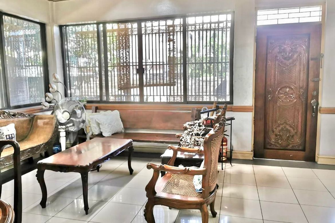 5 Bedroom House for Sale in Saint Ignatius, Quezon City, Metro Manila – photo 3