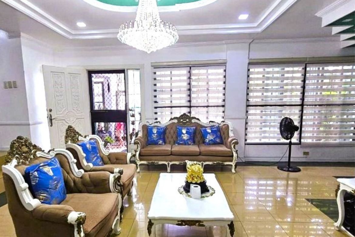5 Bedroom House for Sale in San Andres, Cainta, Rizal