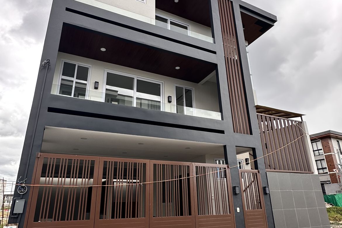 5 Bedroom House for Sale in San Andres, Cainta, Rizal