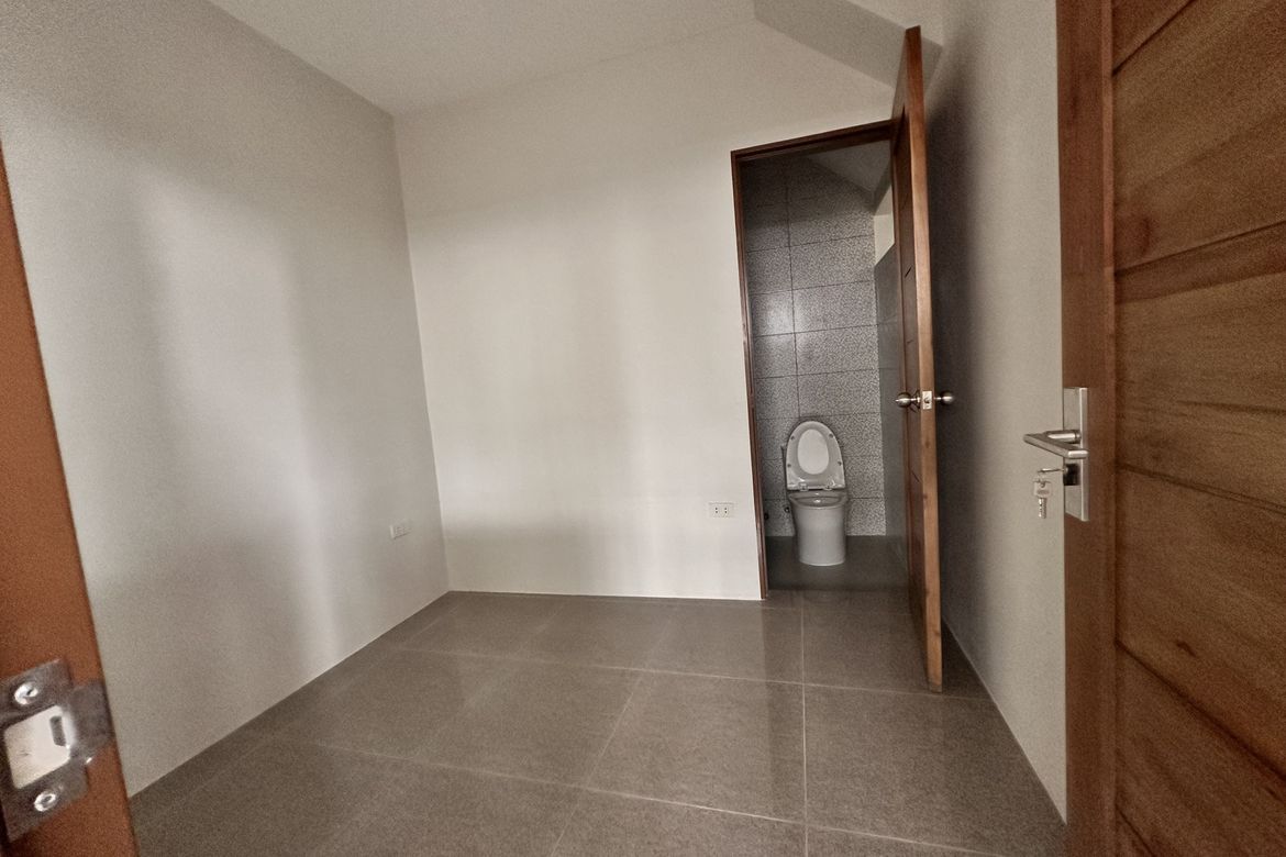 5 Bedroom House for Sale in San Andres, Cainta, Rizal – photo 3
