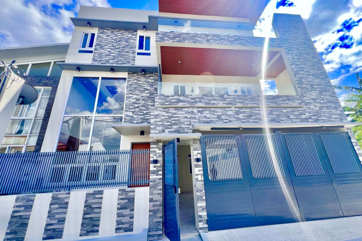 5 Bedroom House for Sale in San Andres, Cainta, Rizal