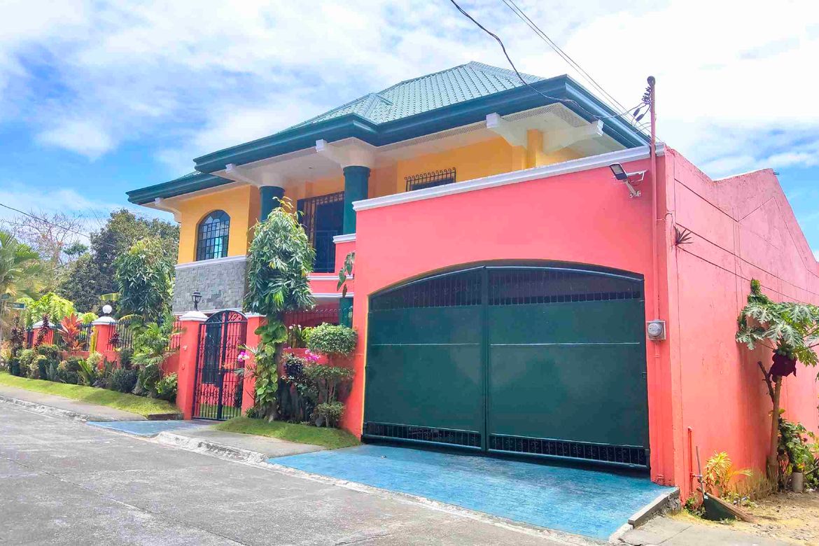 5 Bedroom House for Sale in San Antonio, San Pedro, Laguna – photo 4