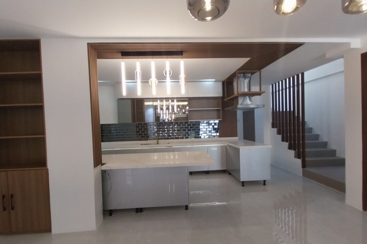 5 Bedroom House for Sale in San Isidro, Cainta, Rizal – photo 5