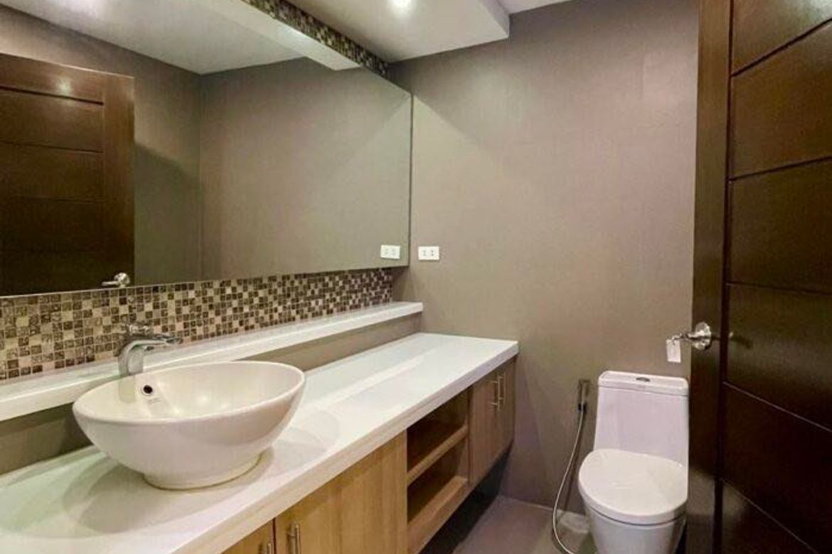 5 Bedroom House for Sale in San Isidro, San Fernando, Pampanga – photo 3