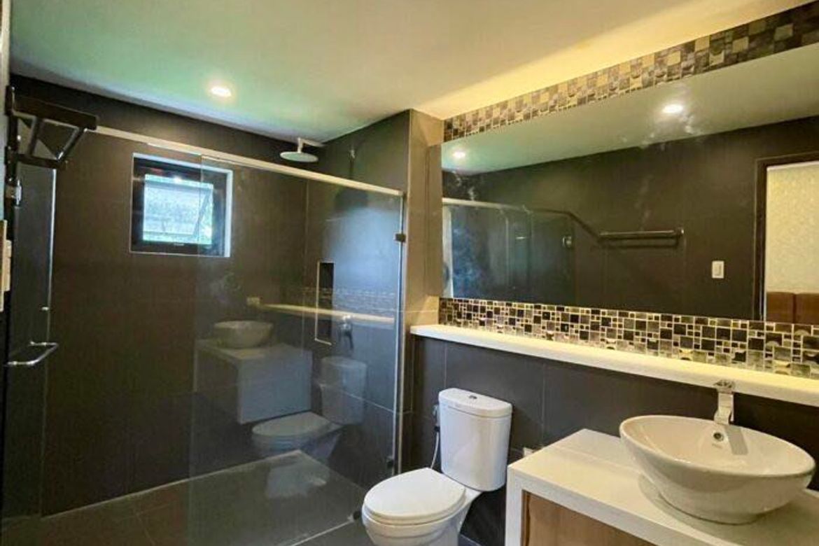 5 Bedroom House for Sale in San Isidro, San Fernando, Pampanga – photo 7